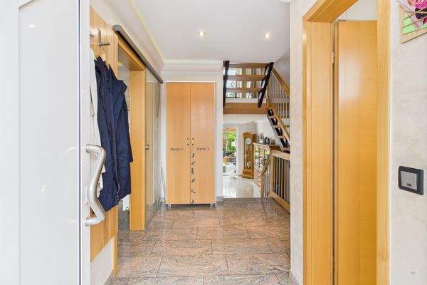 Schlossstraße 22 – 54293 Trier-Quint