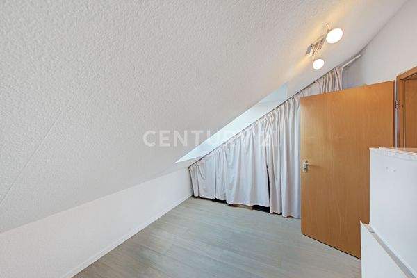 Arbeits-/Gästezimmer