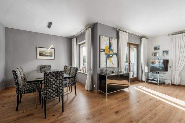  Eßzimmer / Wohnzimmer (KIgeneriert)