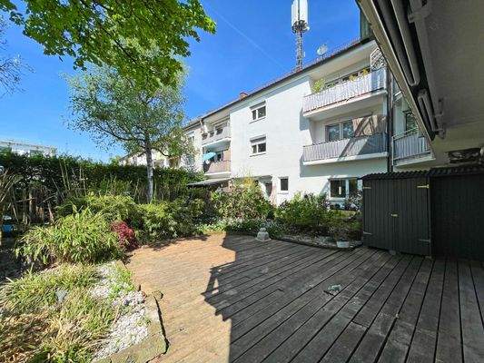 mit Zugang zur Terrasse