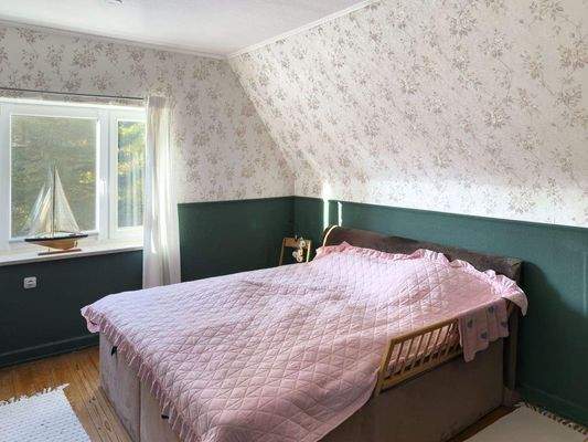 Schlafzimmer I im OG