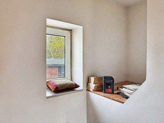 Ablage Zimmer OG rechts