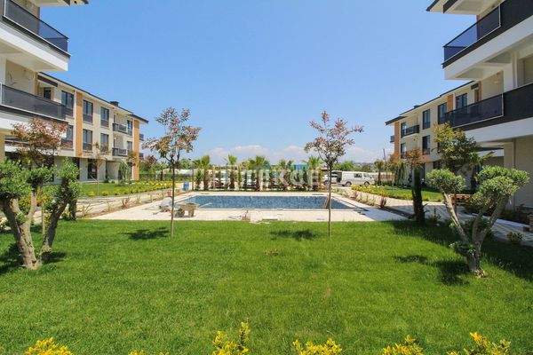 Flats for Sale in a Secure Complex with a Pool in Yalova