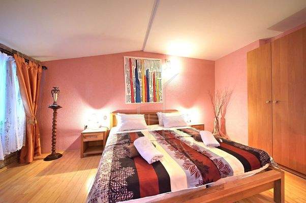 Insgesamt vier Schlafzimmer