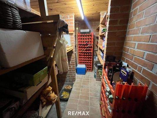 Kellergeschoss - Wein- und Einlagerungskeller