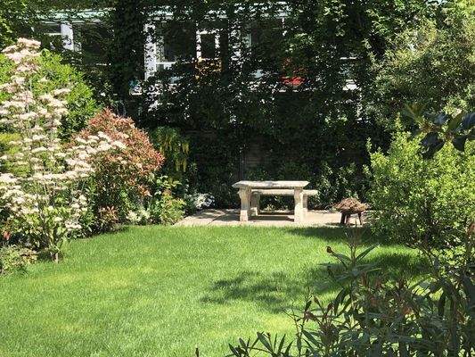 Grillterrasse im Garten