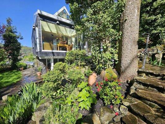 Hausansicht von Treppe