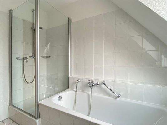 Ansicht 2 Badezimmer