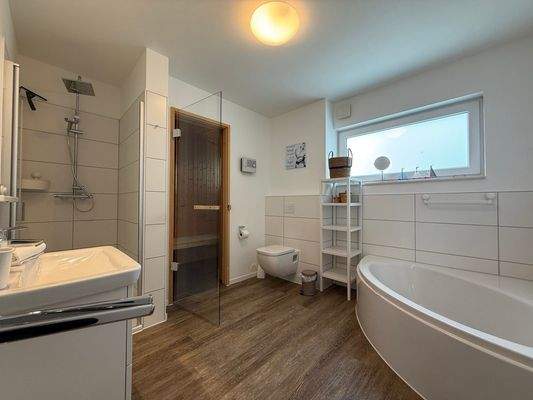 Badezimmer mit Sauna