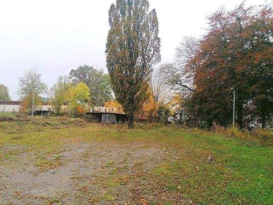 ca. 1.710 m² ebenerdiges Grundstück