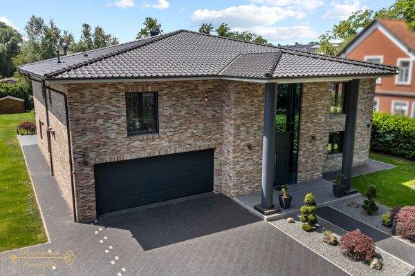 Haus Ansicht Eingangsbereich