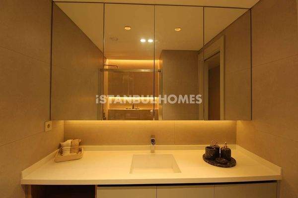 1, 2, and 3-Bed Flats with Shared Pool in Istanbul Bağcılar