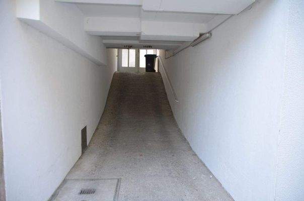 Zugang zum Hinterhof