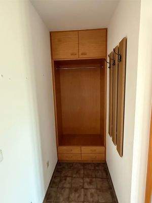 Garderobe im Flur, EG.jpg