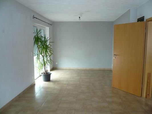 Wohn- Eßzimmer (2).JPG