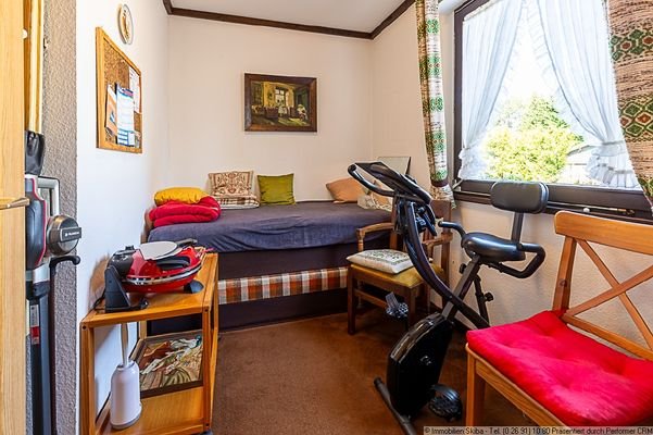 Schlafzimmer 2