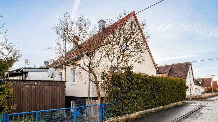 Außenansicht 1 Haupthaus