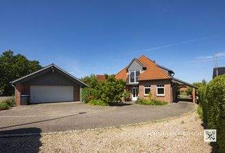 Wunderschönes Einfamilienhaus mit Doppelgarage