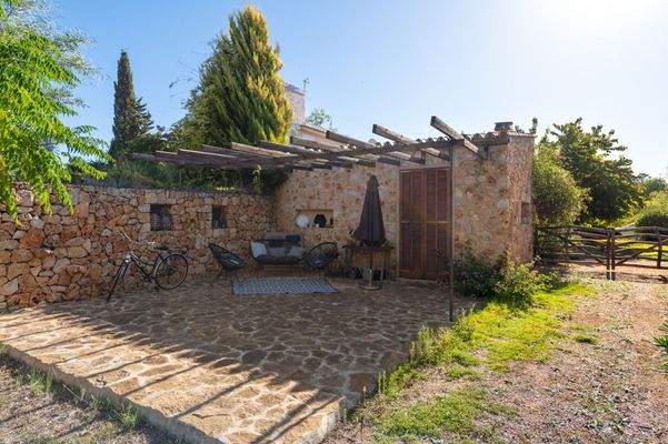 Separates Gästeapartment mit eigener Terrasse