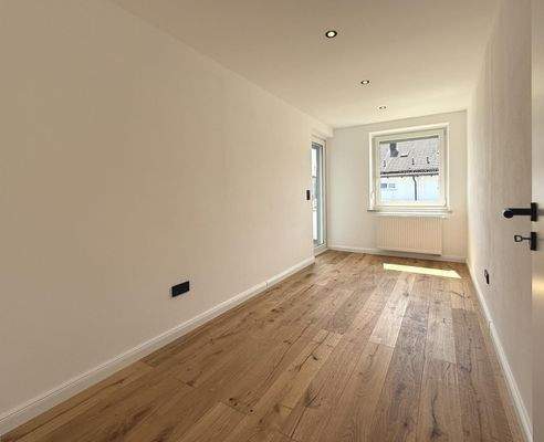 Home Office/Kinderzimmer 2