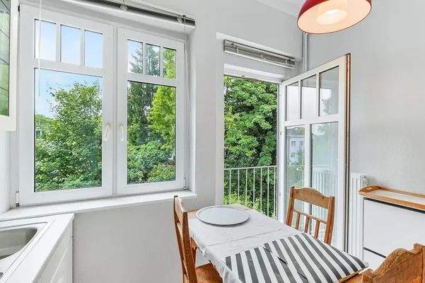 ff348c7b-bce8-4a12-b3af-577b66f04ce0