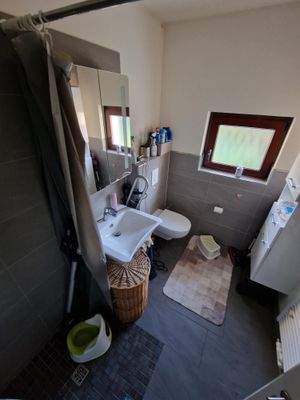 Whg. Anbau EG-Badezimmer