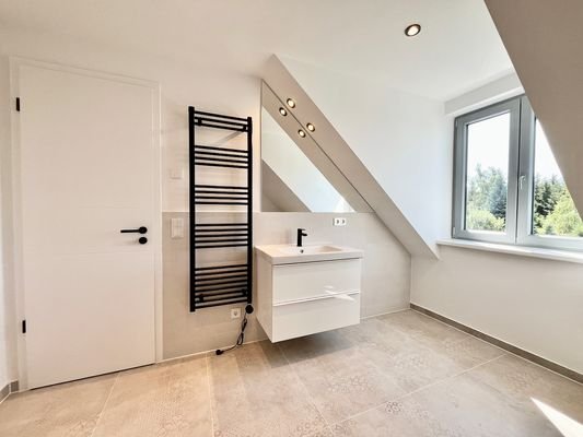 Badezimmer DG
