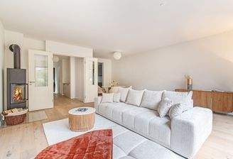 Offener Wohn- und Essbereich