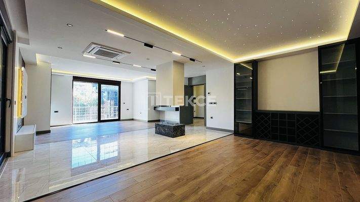 Luxurious Detached Villa in the Center of Kemer Antalya