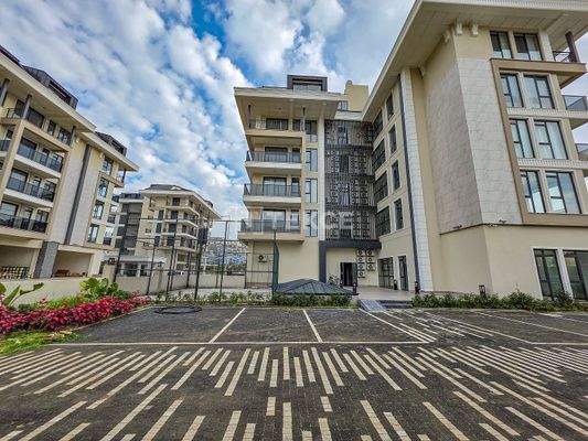 Properties with Beautiful Views 350 m from the Sea in Alanya