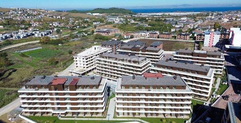 Flats with Attractive Prices in Mixed Use Complex in Yalova