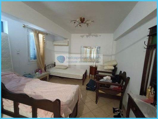 6aa9fec0faf44f70a95eebeb5a1390a5-original