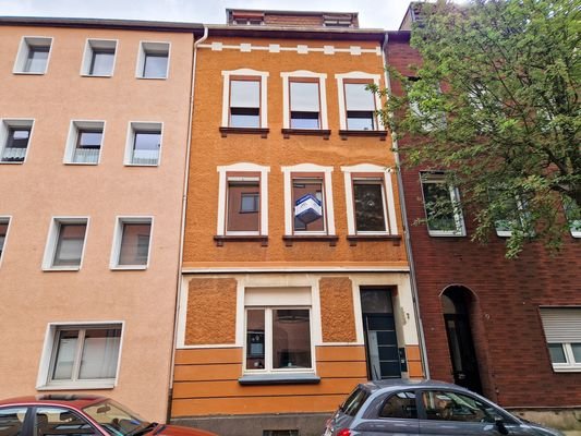 großes Wohnhaus in ruhiger Lage der Innenstadt von