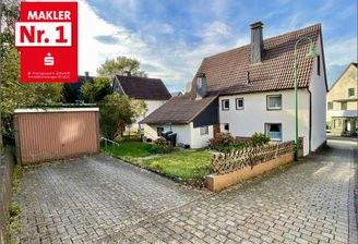 Rückansicht mit Garage