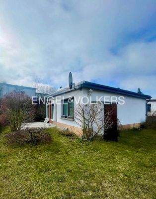 Frontansicht des Bungalows