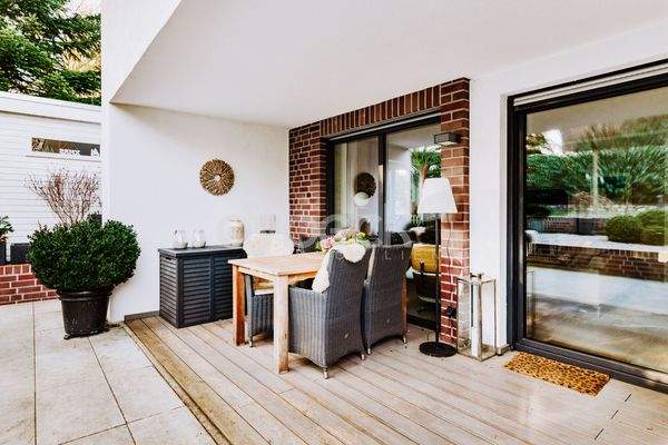 Überdachte Terrasse