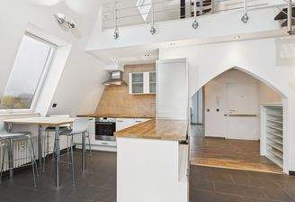 Einbauküche mit neuen Fenstern