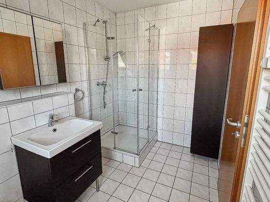 DG - Badezimmer - Ansicht 1