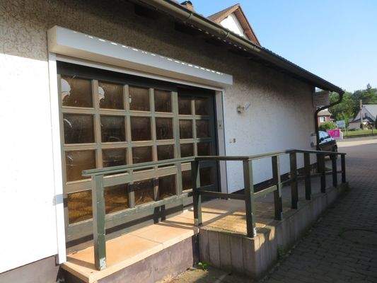 Haus-Ansicht von Nord-West mit Hauseingang