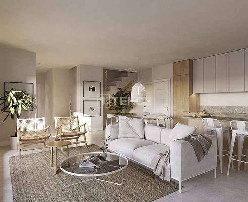 Elegant Homes Near Sea in Casares Malaga