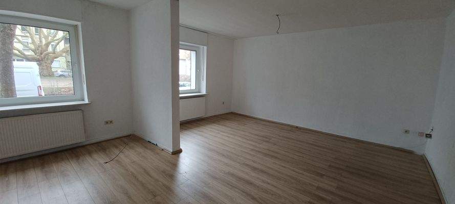 Wohn-Esszimmer (2).jpg