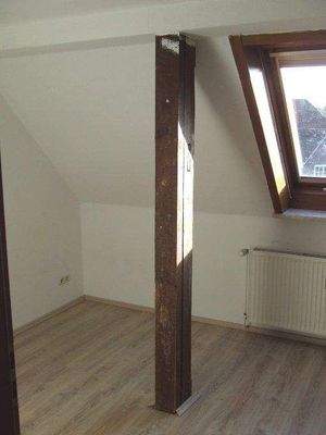 Zweites halbes Zimmer Bild 3