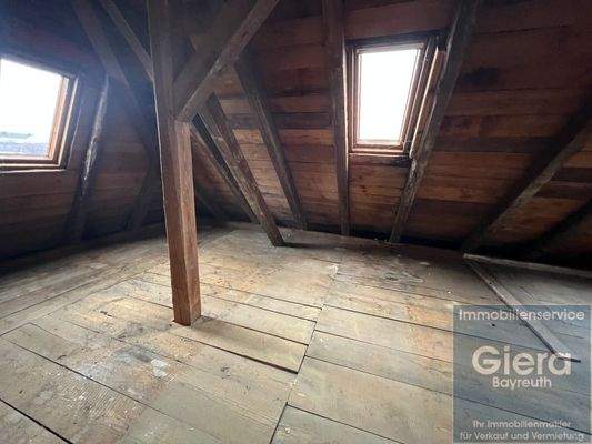 Dachboden ausbaufähig