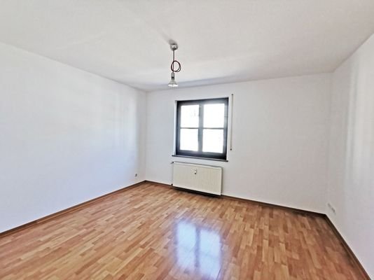 Geräumiges Schlafzimmer