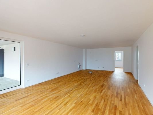 Wohnzimmer mit offener Küche (1)