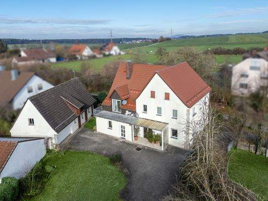 Drohne nah gepixelt.jpg