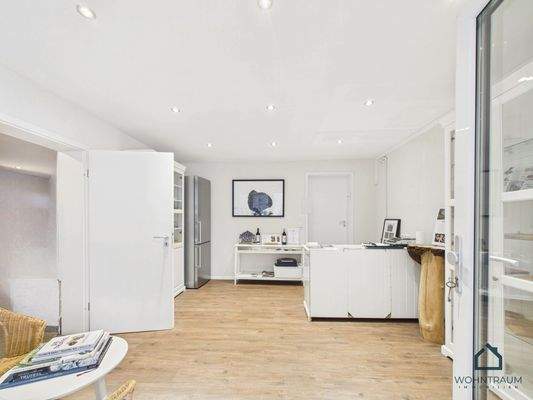 Gewerbebereich - EG Verkaufsfläche