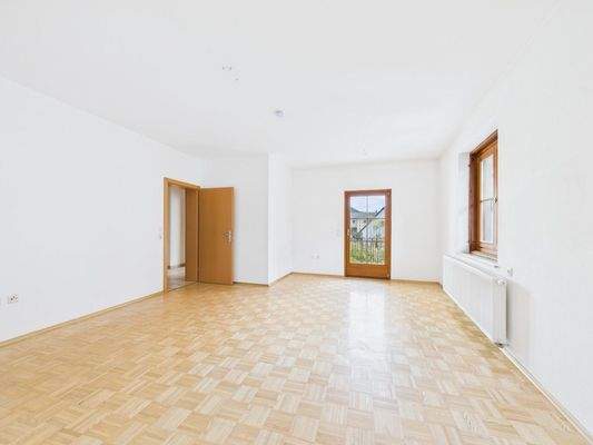 CAM04191G0-PR0066-STILL015