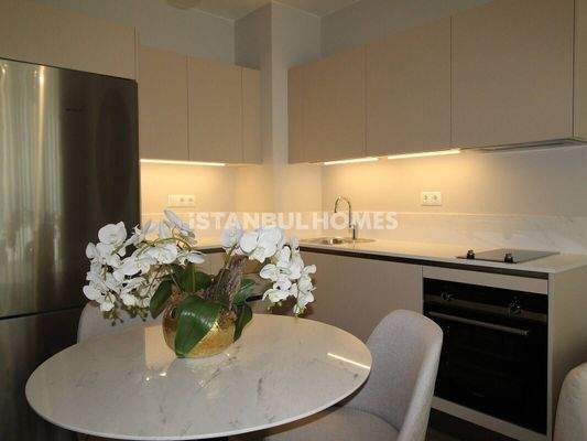 Centrally Located Flats in a Complex with Security in Kagithane