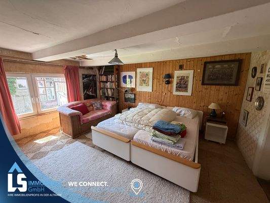 Wohnhaus Schlafzimmer OG